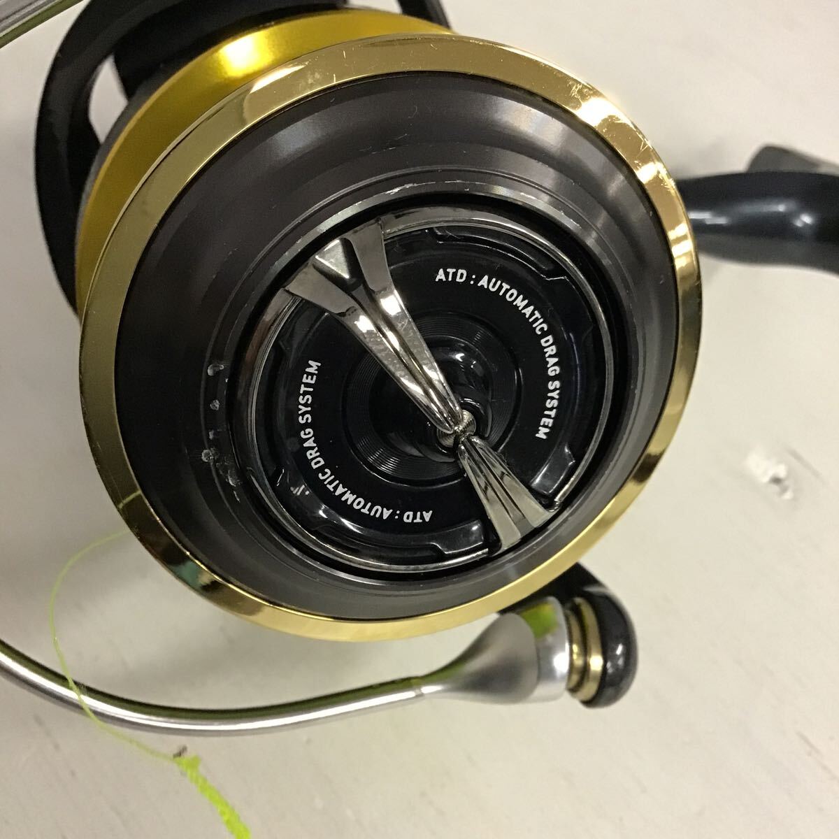 73 中古品 DAIWA ダイワ 16セルテート HD4000H スピニングリール (60)の画像6