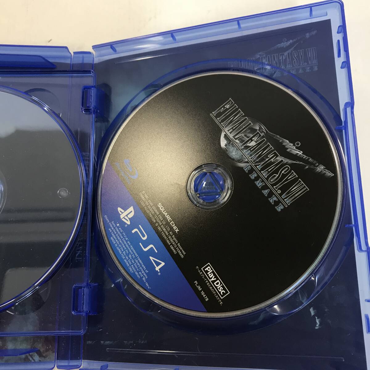 32　Playstation4 PS4 ソフト FINAL FANTASY Ⅶ REMAKE 中古品 ②_画像4