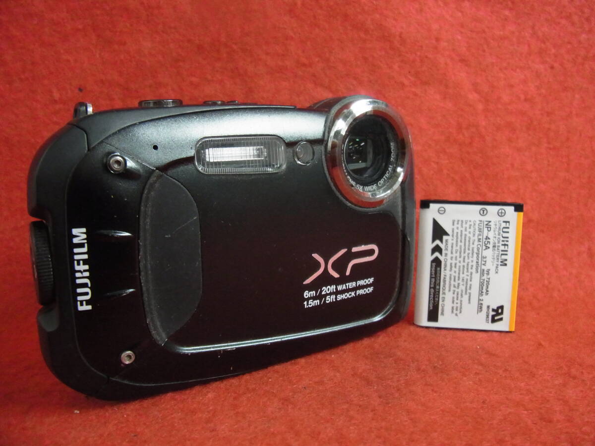 K255/デジタルカメラ 通電確認済み FUJIFILM FinePix XP60 ブラック バッテリー付き フジフイルム 他多数出品中の画像1