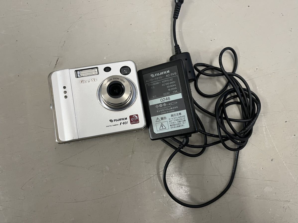 ★コンパクトデジタルカメラ★ FUJIFILM デジカメ コード付 Fine Pix F401 中古_画像3