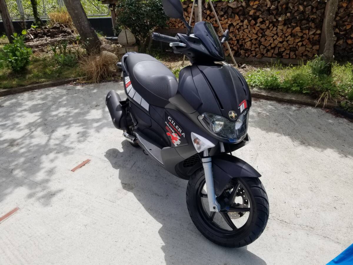  Gilera Runner ST200 original mat black machine condition good . rust 98% is not mileage 4028km