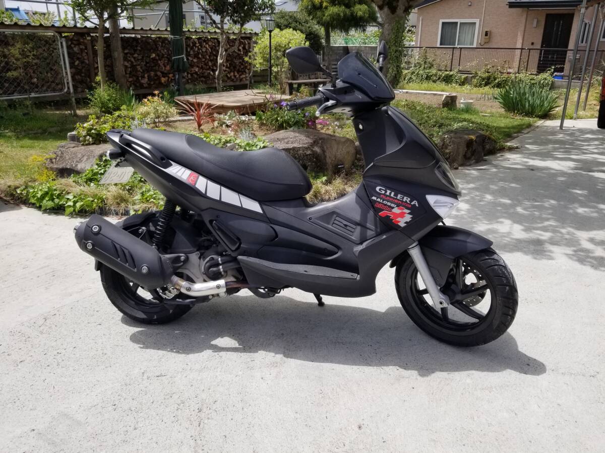  Gilera Runner ST200 original mat black machine condition good . rust 98% is not mileage 4028km