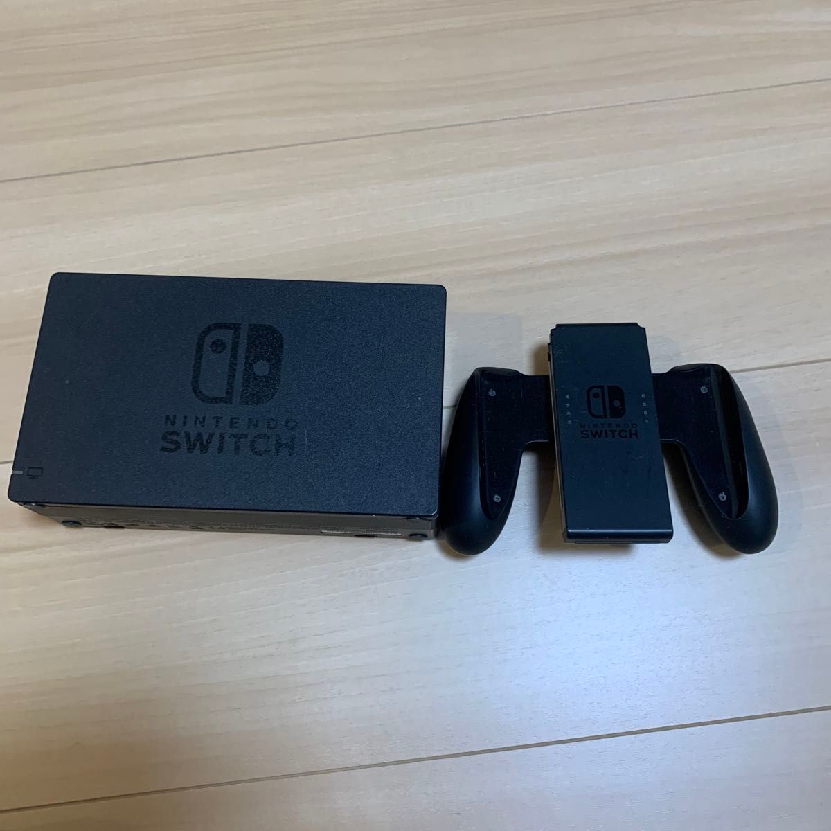 Nintendo Switch ドック　ジョイコングリップ