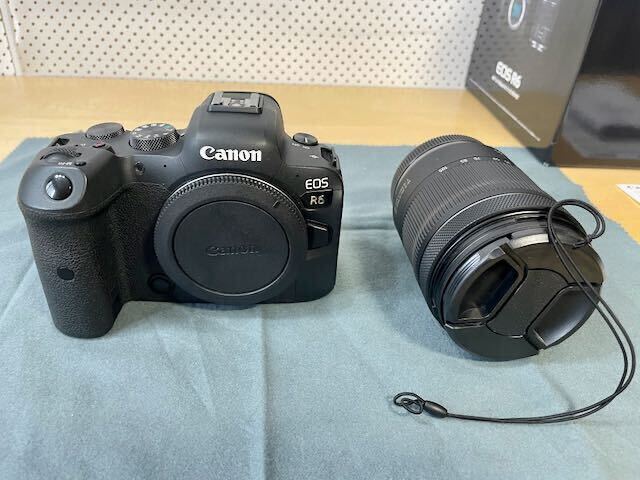 美品Canon EOS R6 レンズキット（RF24-105mm F4-7.1 IS STM KIT) 付属品多数 即撮影可能の画像2