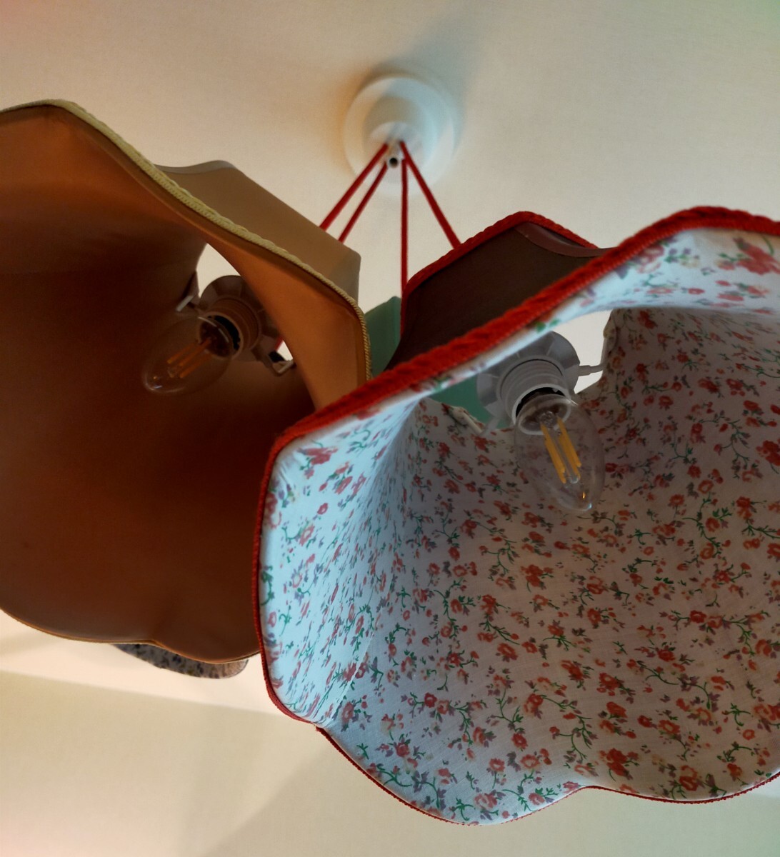 廃盤品 KARE Deign カレデザイン SALOON FLOWER 4 サルーンフラワー4 ペンダントランプ 吊り照明 ランプシェード 花柄 リビング インテリアの画像7
