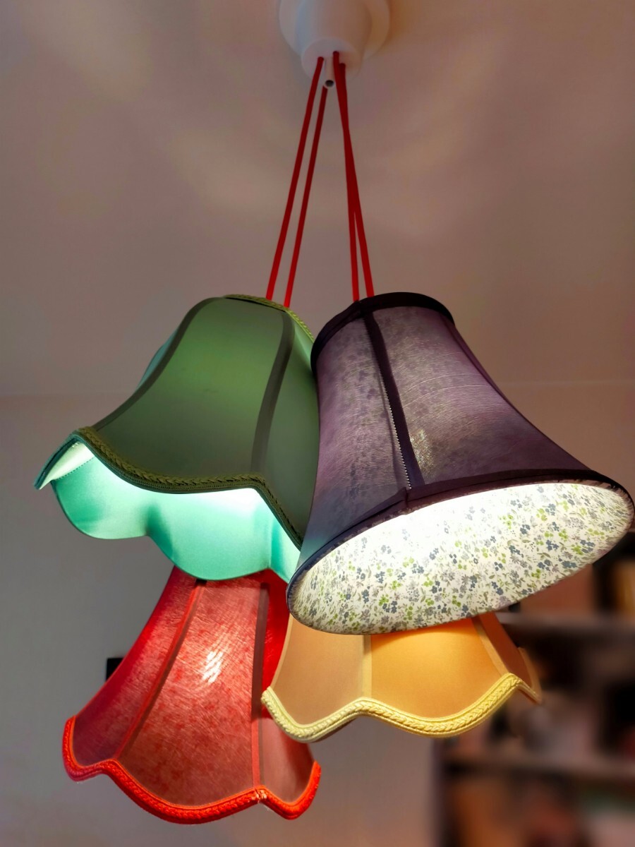 廃盤品 KARE Deign カレデザイン SALOON FLOWER 4 サルーンフラワー4 ペンダントランプ 吊り照明 ランプシェード 花柄 リビング インテリアの画像3