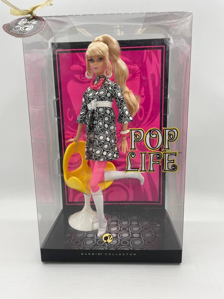 【★希少】Pop Life Barbie Doll Blonde Pivotal Mod Gold Label バービー 人形 玩具の画像1