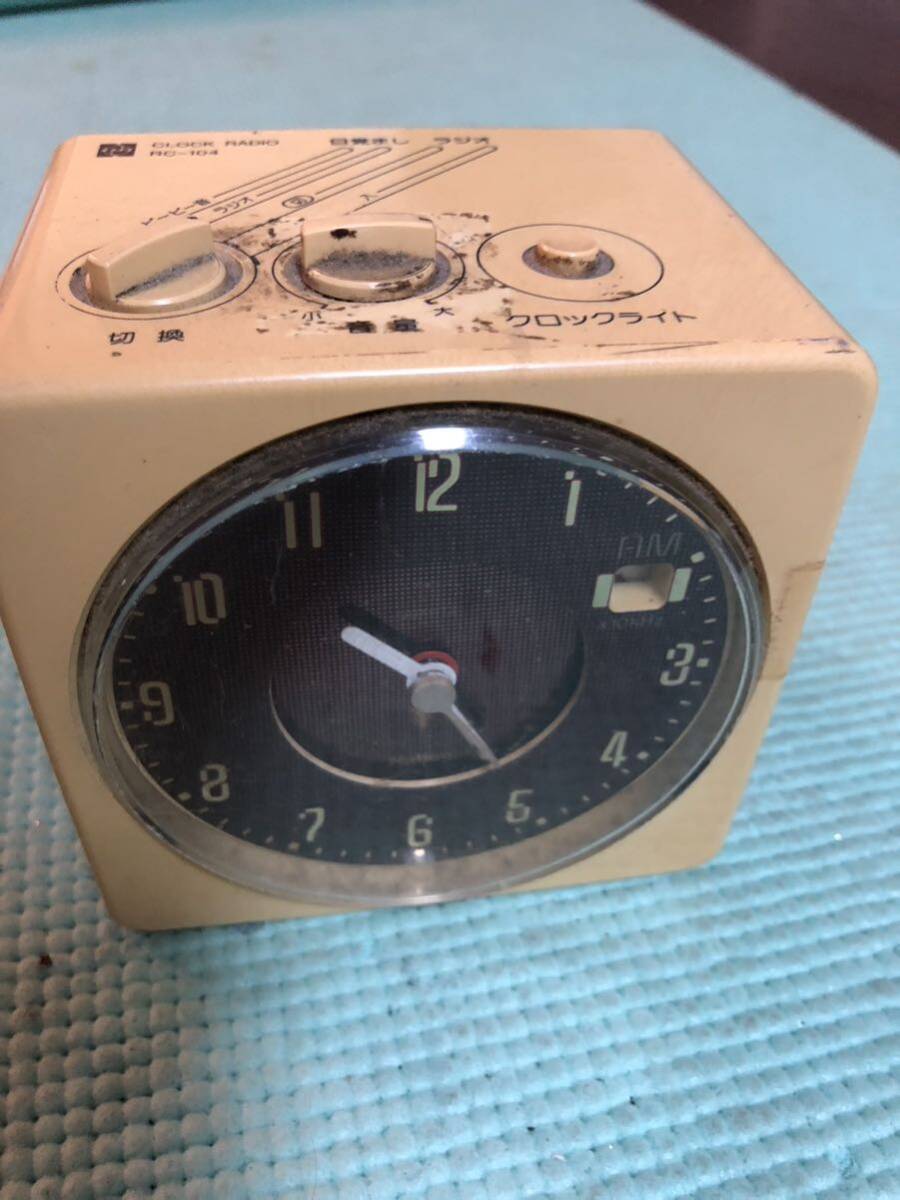 4.10 当時物　CLOCK RADIO RC-104 National ラジオOK 時計_画像1