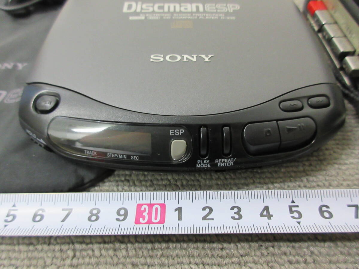 M【4-15】●35 SONY ソニー Discman ディスクマン ポータブルCDプレーヤー D-235 イヤホン付き 他 National カセットレコーダー RX-M7の画像4