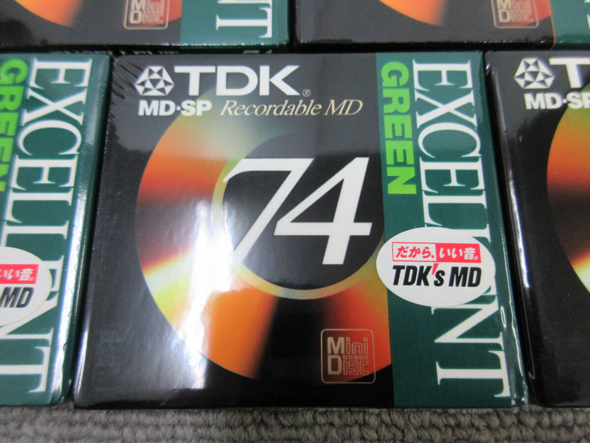 M【5-5】▼5 電気店在庫品 TDK 録音用ミニディスク MiniDisc MD 17枚まとめて EXCELLENT MD-SP74 ブルー グリーン 未使用長期保管品_画像2