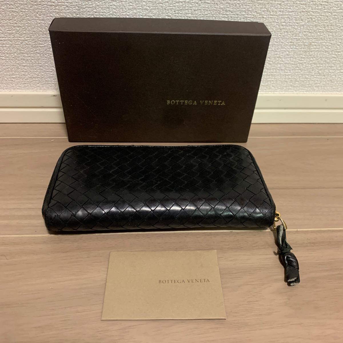 BOTTEGA VENETA ボッテガヴェネタ イントレチャート 114076 ラウンドファスナー 長財布 ブラック レザー 黒 ジップアラウンドウォレット_画像1