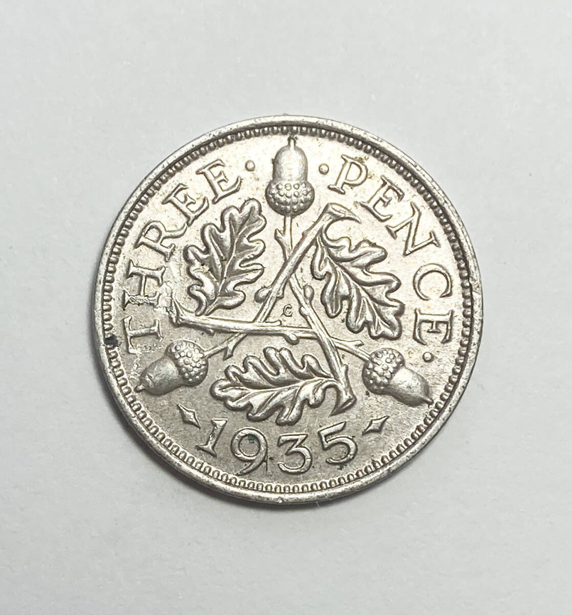 １円スタート! ・1935 イギリス 3ペンス 銀貨 ジョージ５世・アンティーク コイン_画像1