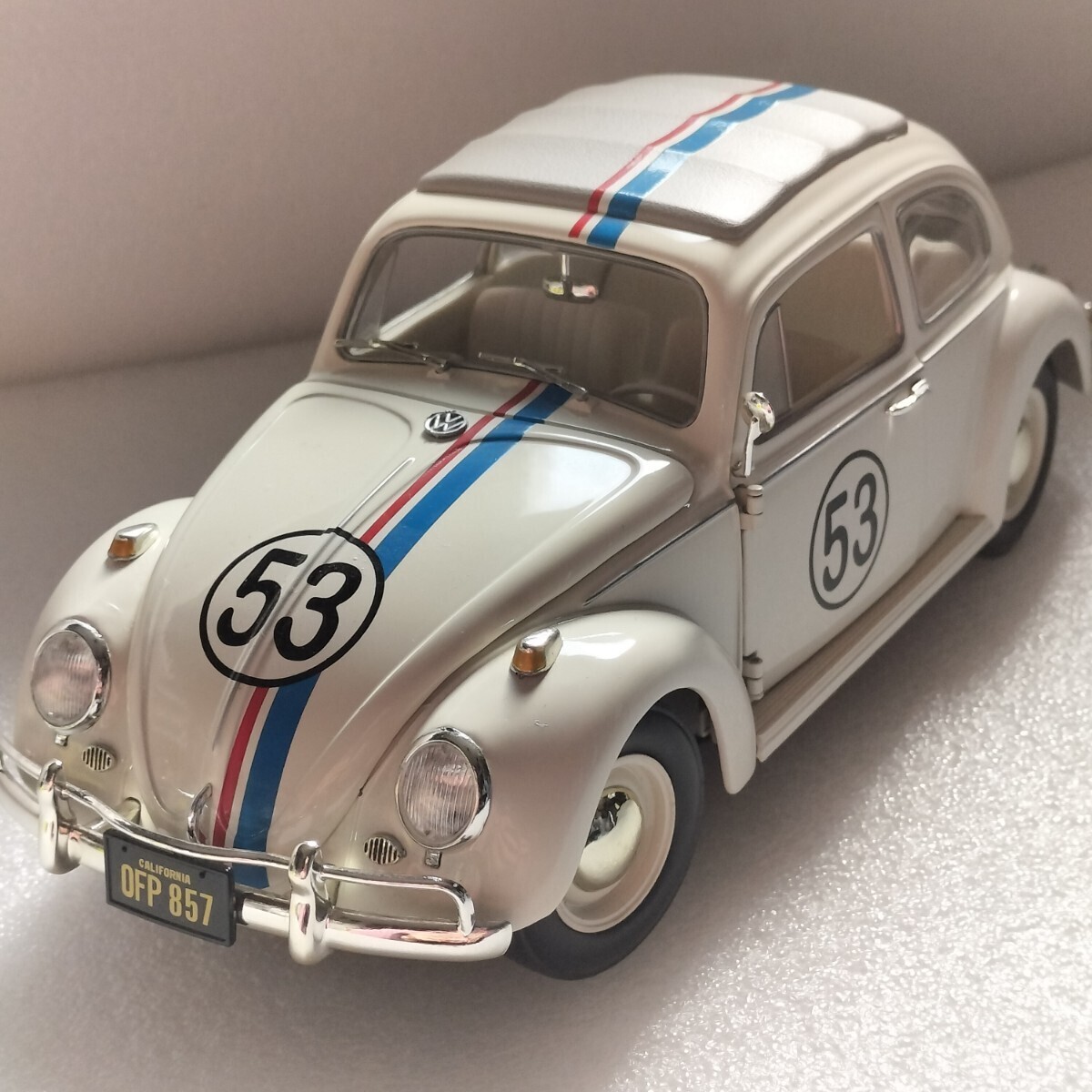 1/18 harbee ハービー love bug ラブ・バッグ ワーゲン ビートル ダイキャスト VW Beetle ワーゲン volkswagen ジョニーライトニングの画像1