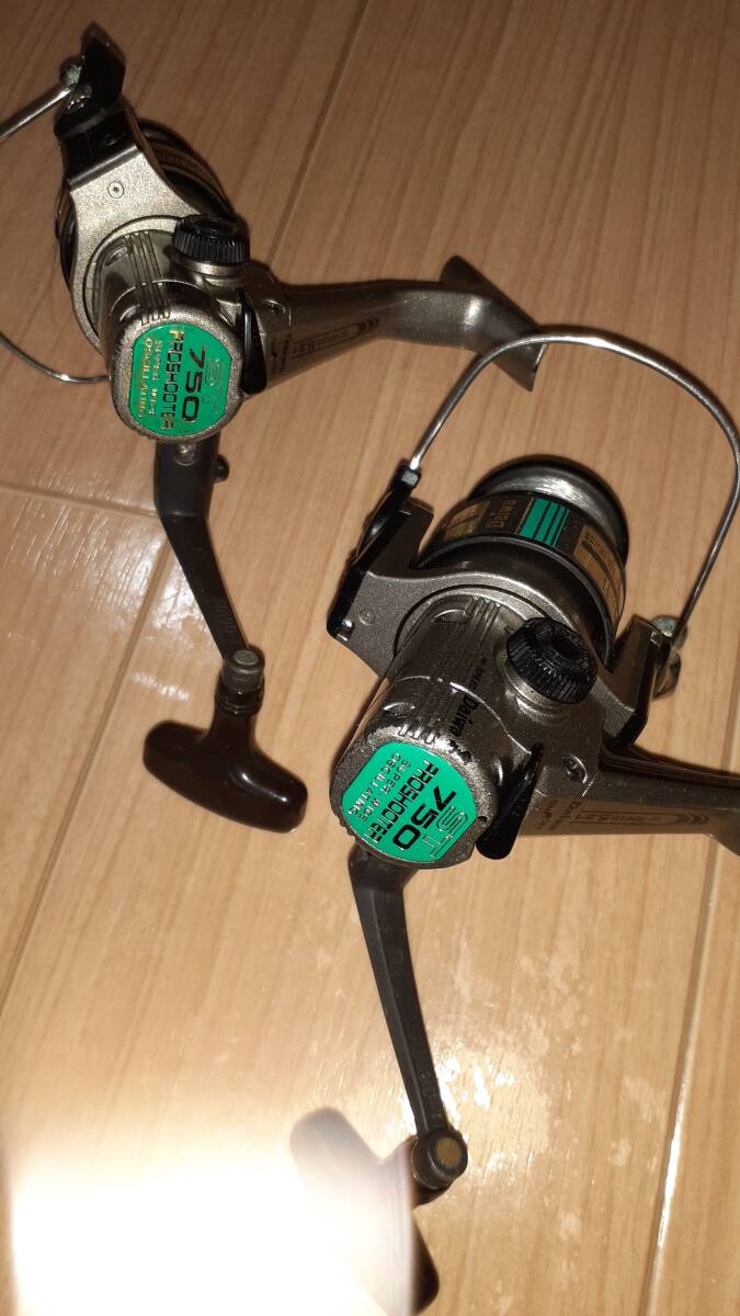 Daiwa　PROSHOOTER　ST 750　2個セット(磯波止用・新品ライン付・USED)_画像5