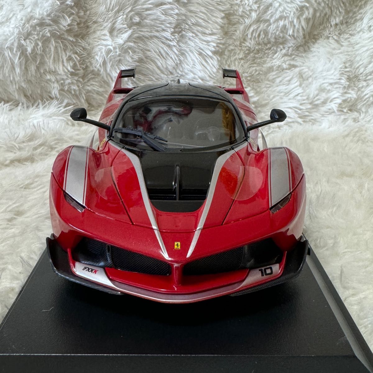 【匿名配送】フェラーリ　FXX K マイスト　1/18 Ferrari Maisto
