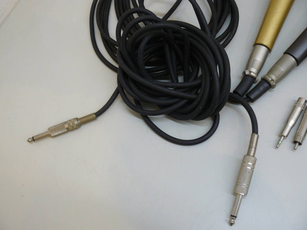 30699●takt ダイナミックマイク DYNAMIC MICROPHONE TM-530G/COLUMBIA DM-65 カラオケマイク2本セット 動作未確認の画像3