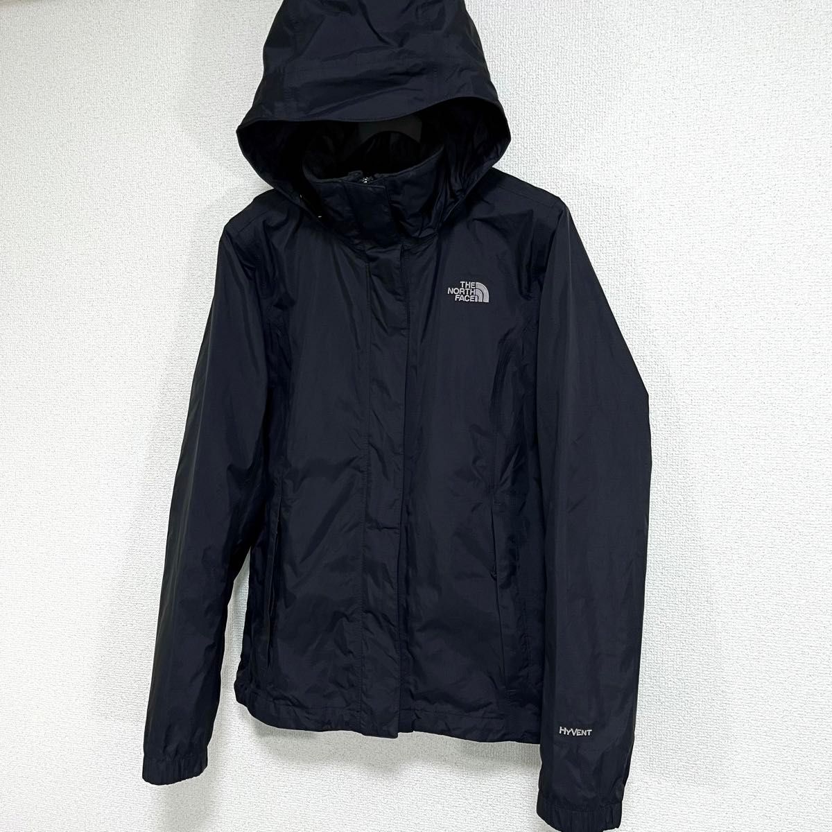 美品人気 ノースフェイス マウンテンパーカー レディースS 透湿防水 フード内蔵 THE NORTH FACE ナイロンジャケット