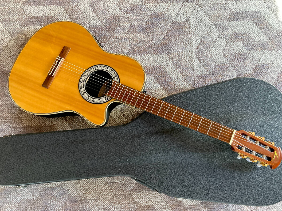 Ovation Celebrity CC153（1994年製）エレガット 希少!! 美品!! ハードケース・書類付きの画像1