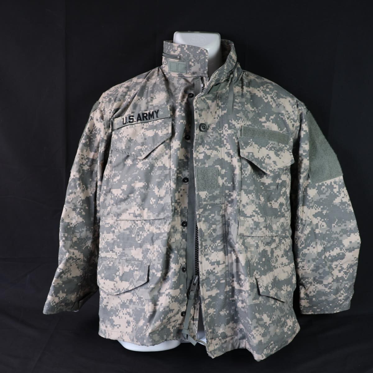 米軍放出品 アメリカ軍 実物 M65 フィールドジャケット ACU/UCP #S-7862_画像1