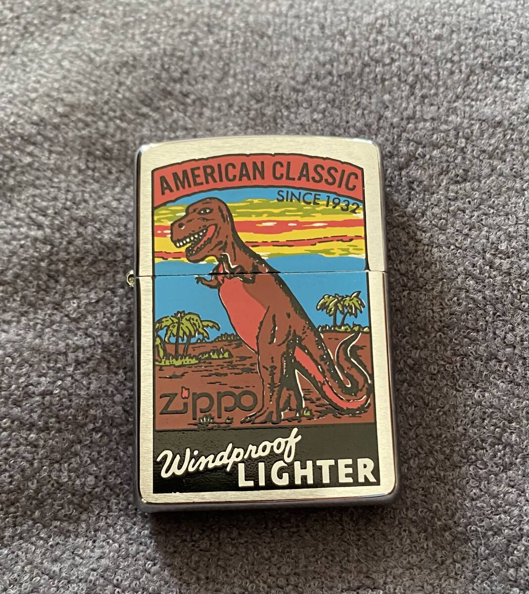 Zippo AMERICAN CLASSIC ジッポー 恐竜　送料185円_画像1