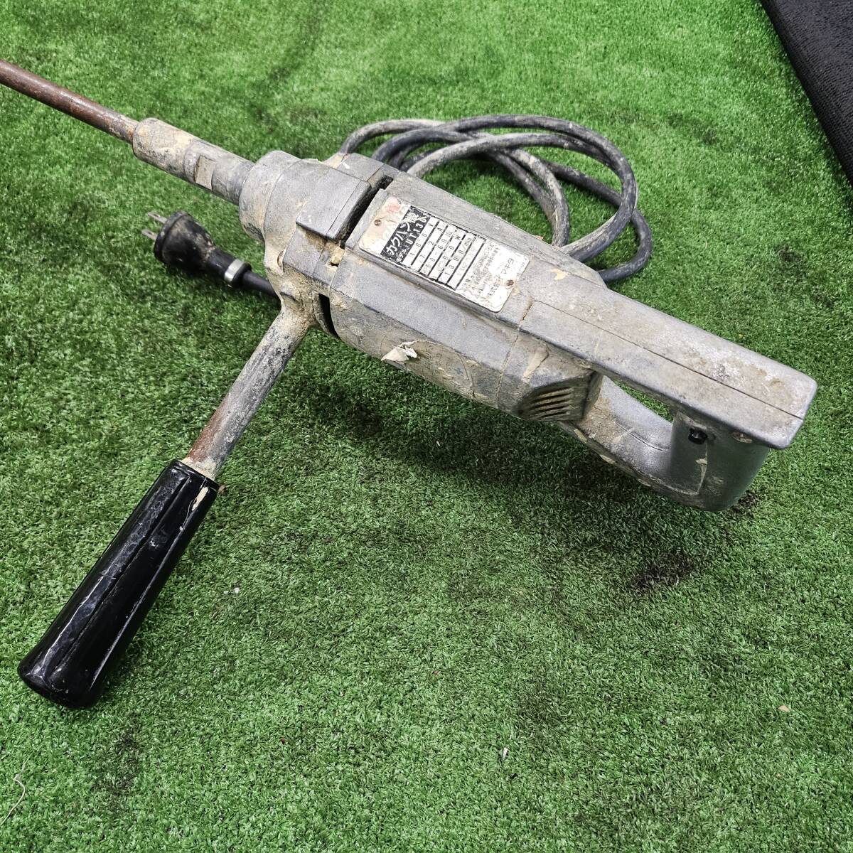 中古動作品 【マキタ makita】 撹拌機 カクハン機 UT1301 かくはん ミキサー 領収書対応_画像3