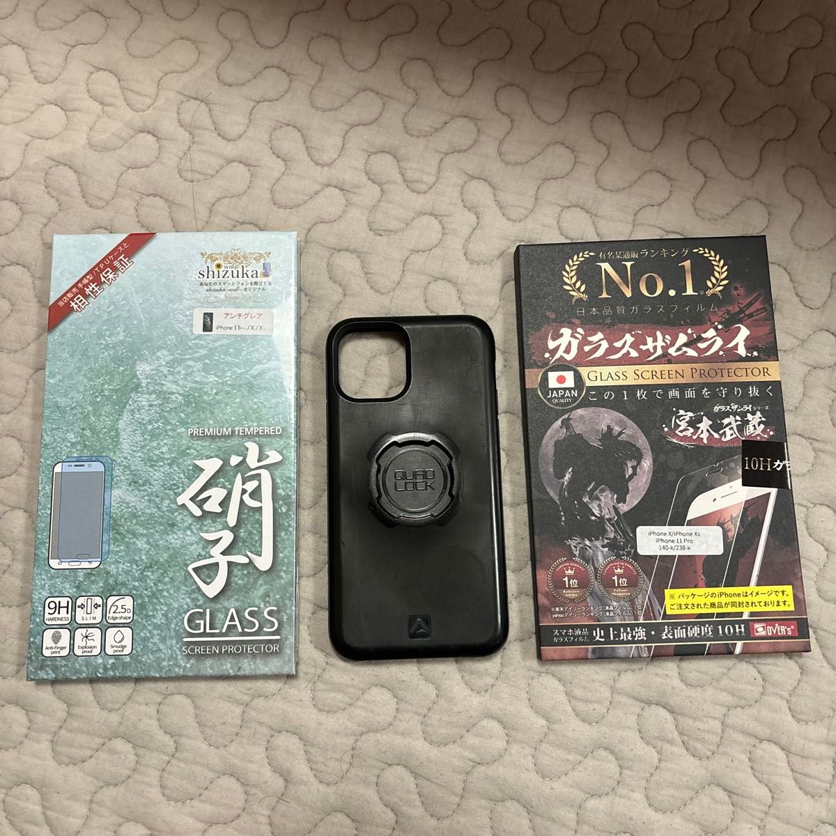 iPhone 11 PRO  QUAD LOCK クアッドロック スマホケース（中古）オマケのガラスフィルム2ケ（未使用）