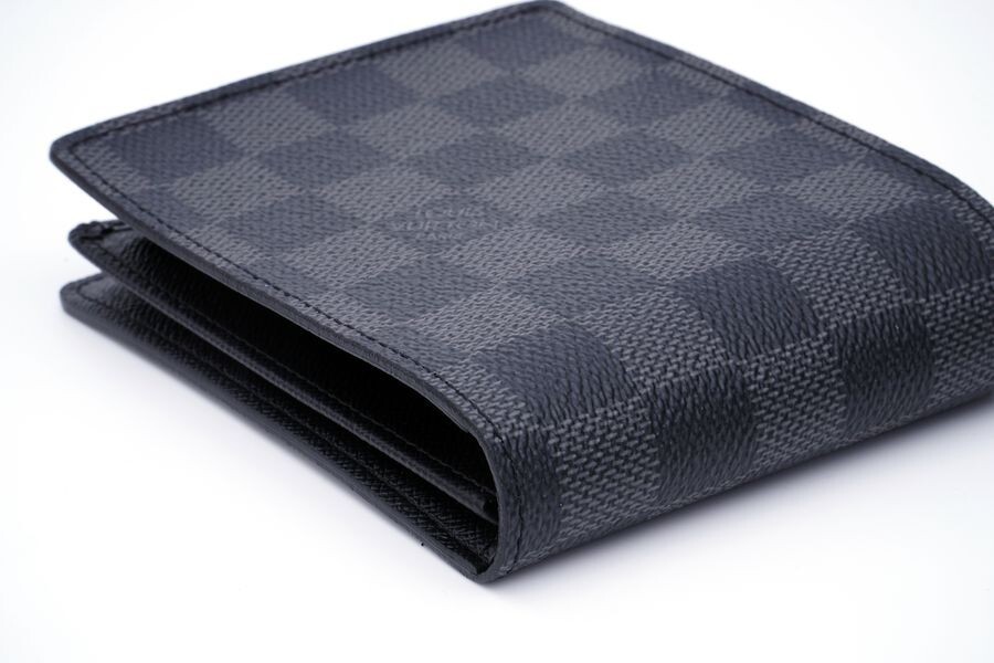 【新品同様】 ルイヴィトン Louis Vuitton ダミエ グラフィット ポルトフォイユ フロリン 黒系 2つ折財布 メンズ 1円 定価約7万 1072の画像6