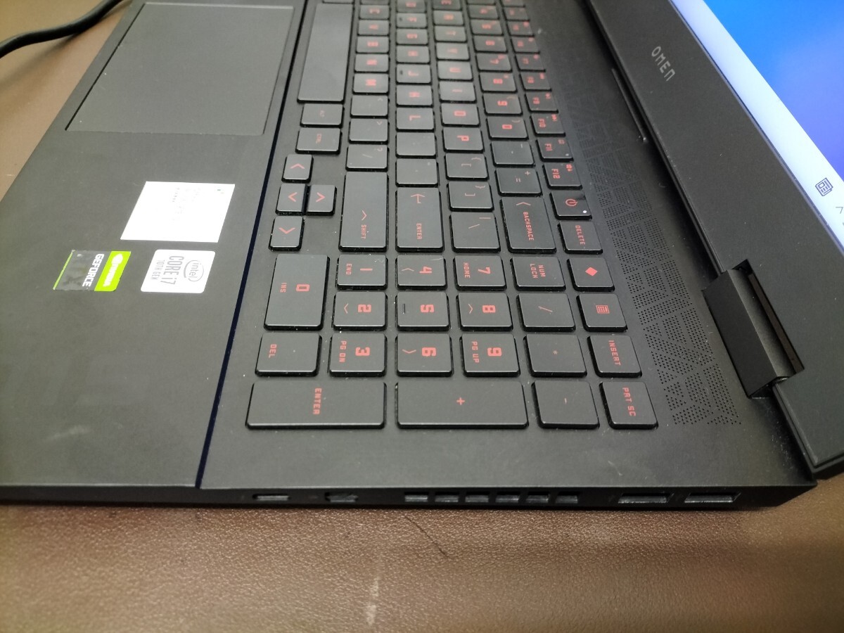 中古品 HP OMEN Laptop 15-ek0011TX i7/15.6型/SAMSUNG SSD 512GB/16GB/Windows10/200W TPN-DA10/NVIDIA RTX 2060_画像3