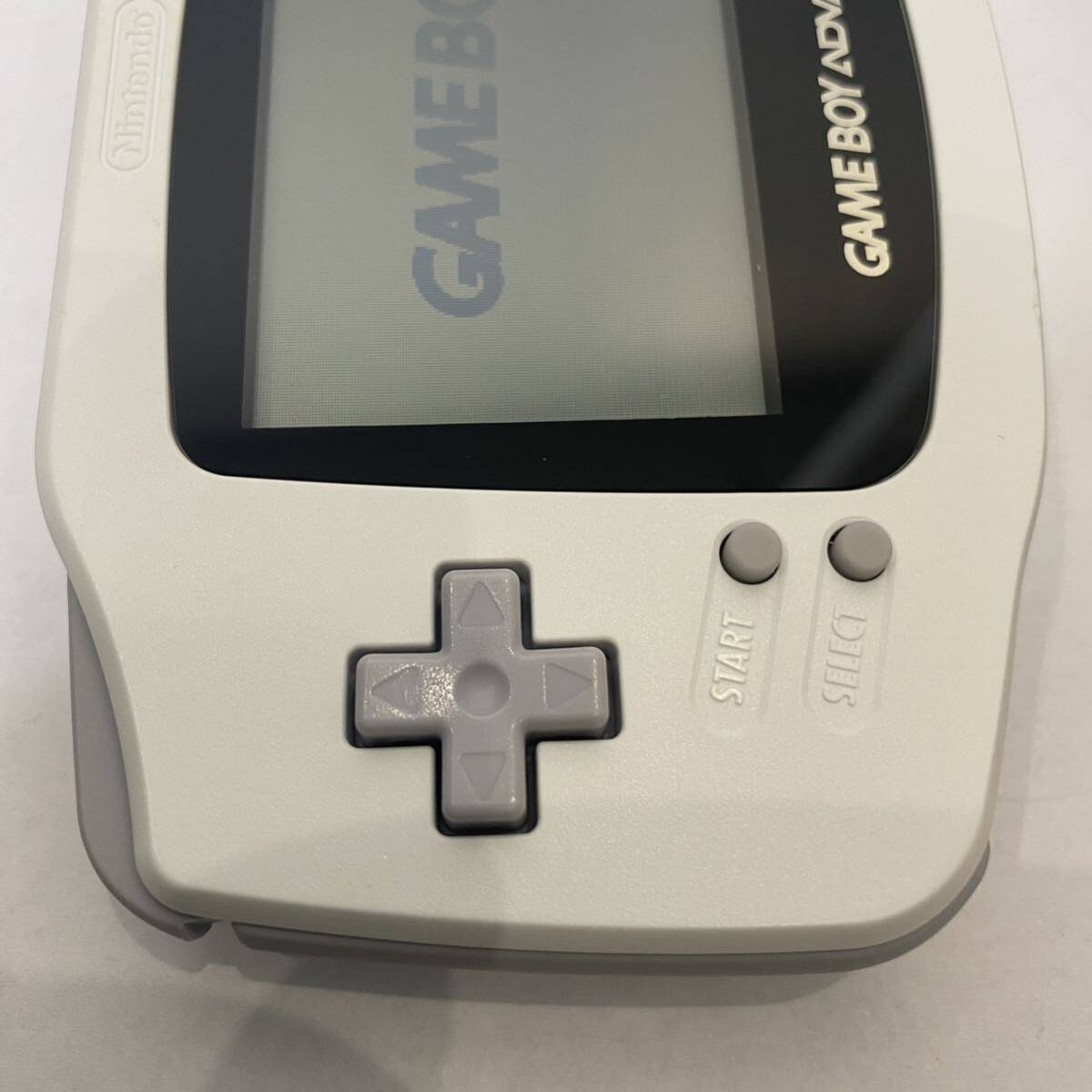 ゲームボーイアドバンス ■ほぼ　新品未使用　極美品　レア　GBA ホワイト任天堂 説明書 箱　Nintendo ニンテンドー　ゲームボーイ