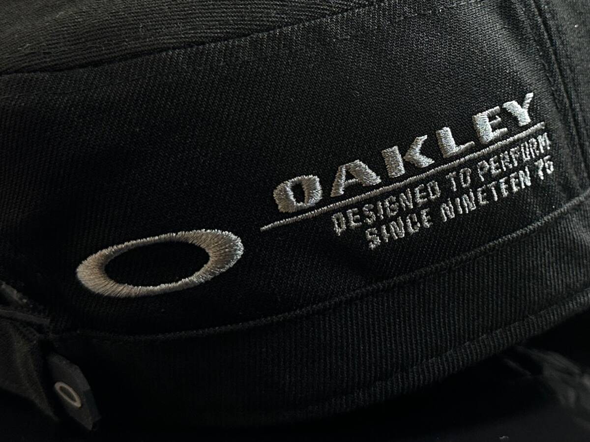 【未使用品】310KD 上品★OAKLEY オークリー ワークキャップ 帽子 CAP 上品で高級感のあるブラックにグレーのメタル製ロゴ《FREEサイズ》の画像8