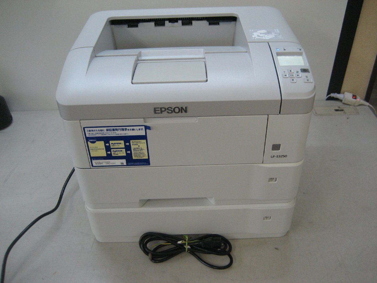 EPSON◎A3対応モノクロレーザービームプリンター◎LP-S3250◎印刷枚数 10364枚◎増設1段カセットユニット付き　　K3152_画像1