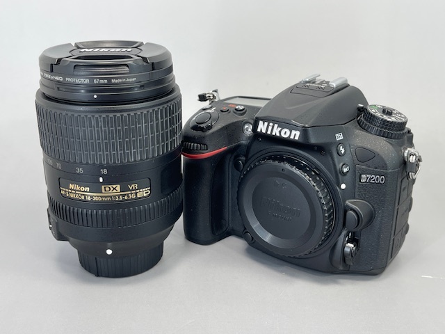 ニコン Nikon D7200 18-300VRスーパーズームキット AF-S DX NIKKOR 18-300mm f/3.5-6.3G ED VR デジタル一眼レフ USED品の画像2