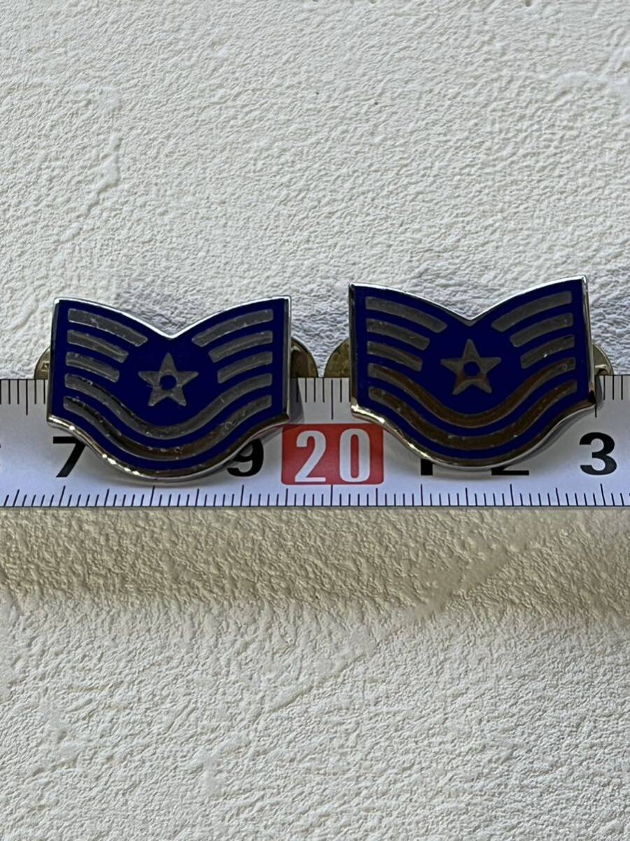 米軍放出 アメリカ空軍 技能軍曹 Technical Sergeant (TSgt) U.S. Air Force 階級章 バッジ ペア (2個1組)の画像2