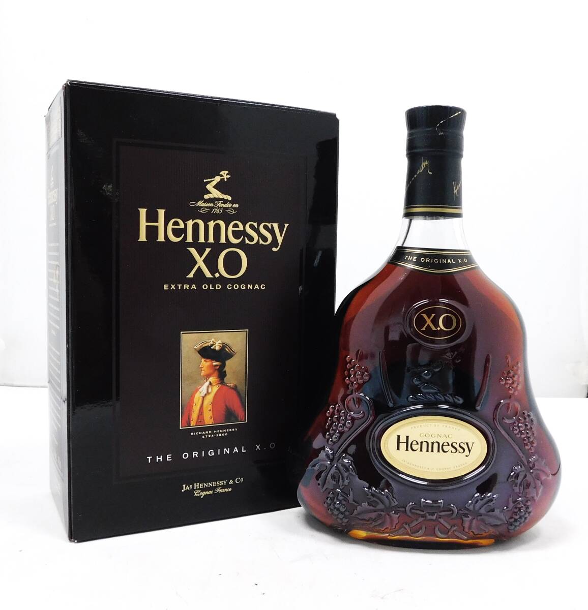 Hennessy ヘネシー ★ XO EXTRA OLD COGNAC ブランデー 黒ラベル 箱付き 未開栓／現状出品_画像1