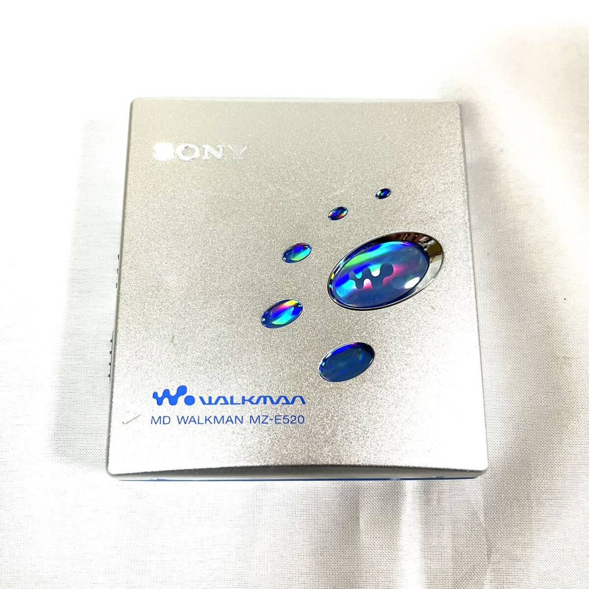 【リモコン付】SONY ソニー MD WALKMAN MZ-E520 ポータブルMDプレーヤー ウォークマンRM-MC33EL_画像2