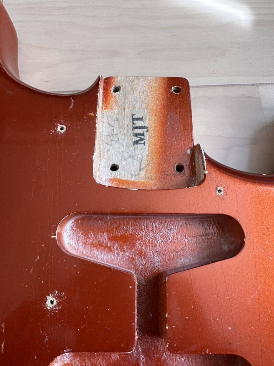 MJT ストラトキャスター用ボディ Fender キャンディアップルレッド レリック加工の画像6