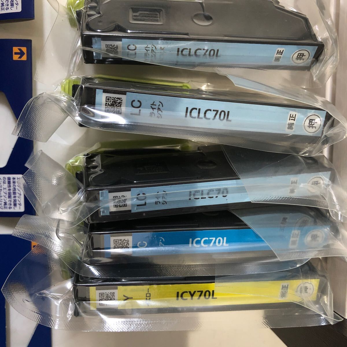 インクカートリッジ シアン ICC70 ブラック　ICBK70LマゼンタICM70 ライトシアン　ICLC70Lライトマゼンタ ICLM70LイエローICY70L EPSON_画像2