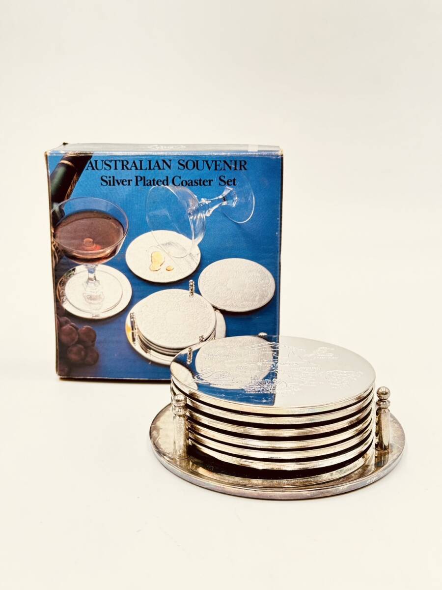 Silver Plated Coaster Set コースター6枚セット＆ホルダー ワインコースター シルバーカラー ヴィンテージ 箱付_画像1