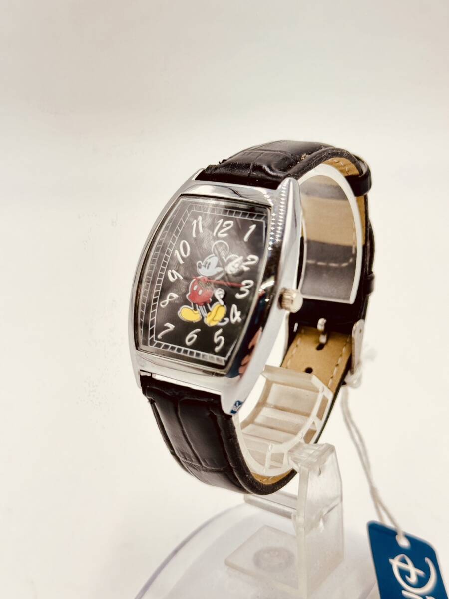 稼働品 Disney ディズニー ミッキーマウス 腕時計 クォーツ 黒文字盤の画像1