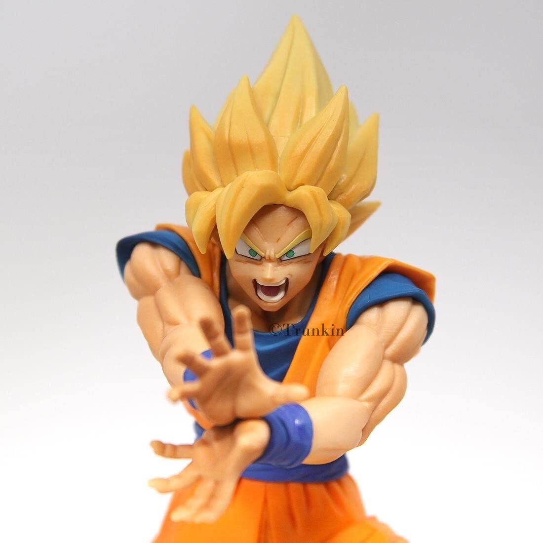 ■ ドラゴンボール ☆【孫悟空】■ 約22cm 0.5kg 海外限定 漫画風 PVC 箱なし_画像3