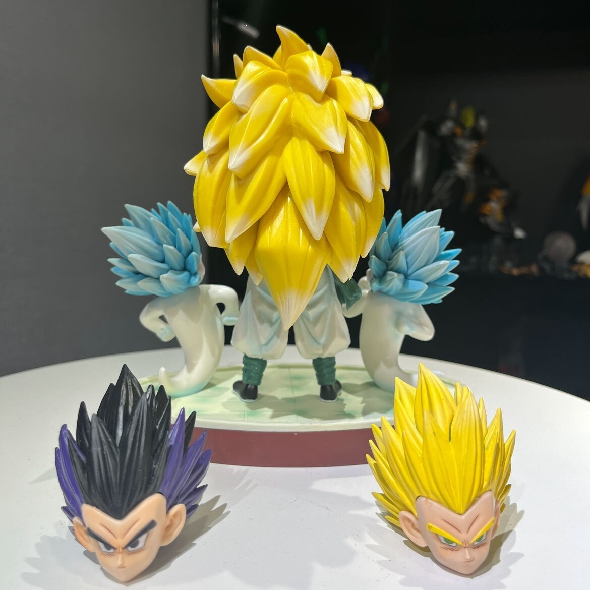 ■ ドラゴンボール ☆【ゴテンクス】■ 約20cm 1.1kg 海外限定 漫画風 PVC 箱なし_画像4