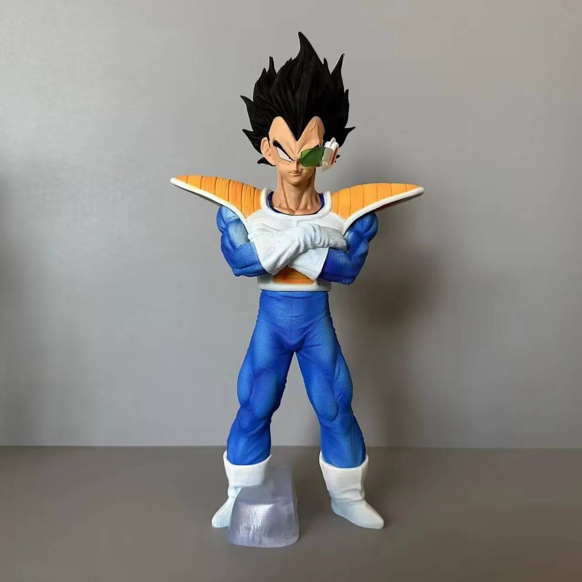 ■ ドラゴンボール ☆【ベジータ】■ 約28cm 0.6kg 海外限定 漫画風 PVC 箱なしの画像2