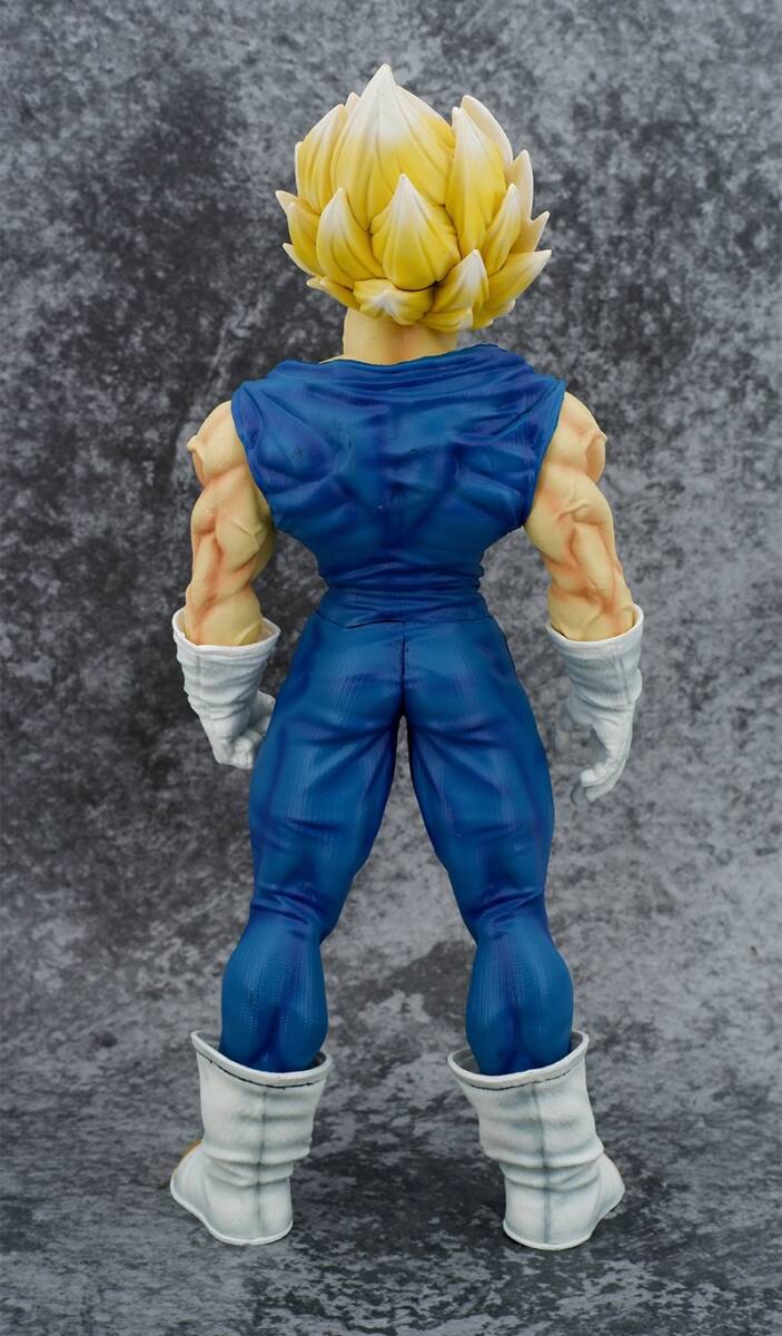 ■ ドラゴンボール ☆【ベジータ】■ 約39cm 2.6kg 海外限定 漫画風 PVC 箱なしの画像3