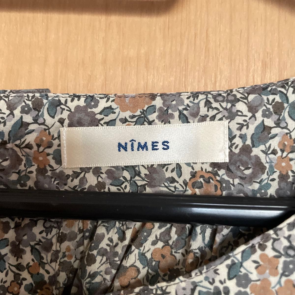 ニーム　NIMES 花柄ワンピース