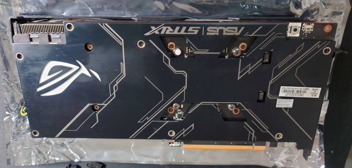 ASUS ROG-STRIX-RX5700XT-O8G-GAMING (Radeon RX 5700 XT)の画像3