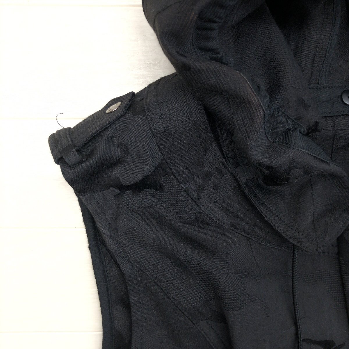 HIROKO BIS ヒロコビス 総柄 フーデット ベスト 11(L) 黒 ブラック ジャケット 羽織り 国内正規品 レディース 女性用 ヒロココシノの画像5