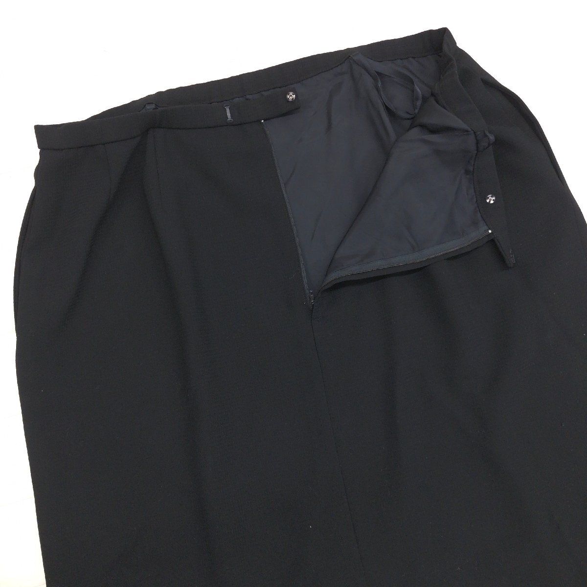 ●LAPINE ラピーヌ 3ピース フォーマルスーツ 上下セットアップ 17(3XL) 黒 ブラック ロングスカート ゆったり 大きいサイズ 4L 日本製_画像7