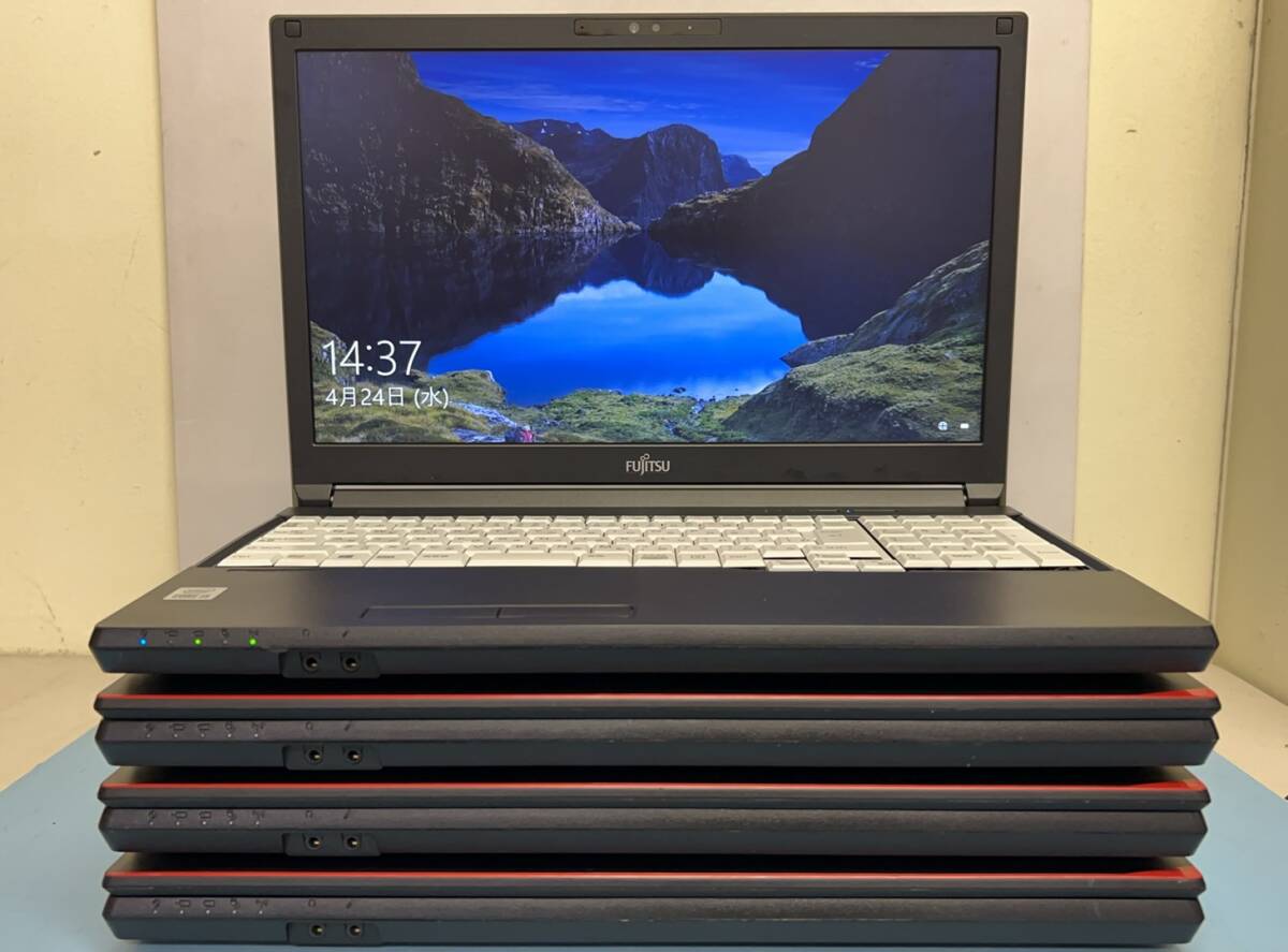 中古ノートパソコン ４台セット ★Windows10★Fujitsu Core i5-10310U/@2.21GHz/8GB/SSD 240GB/15インチ以上★の画像1