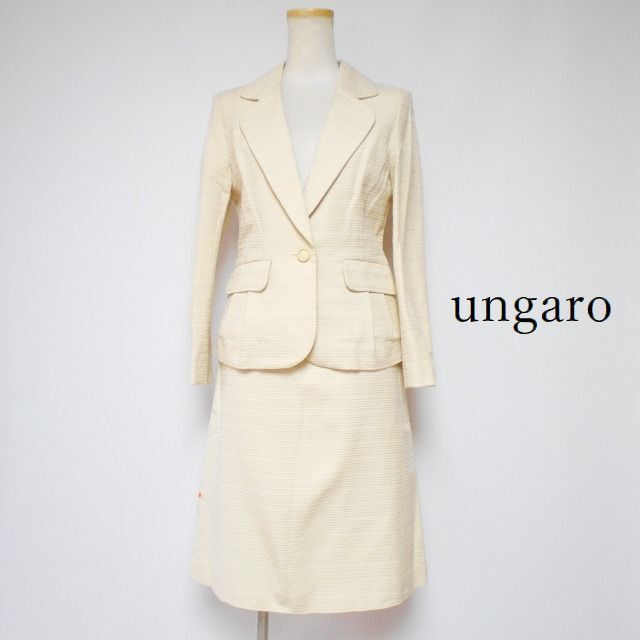 803658 ungaro ウンガロ ベージュ系 スカートスーツ セットアップ _画像1