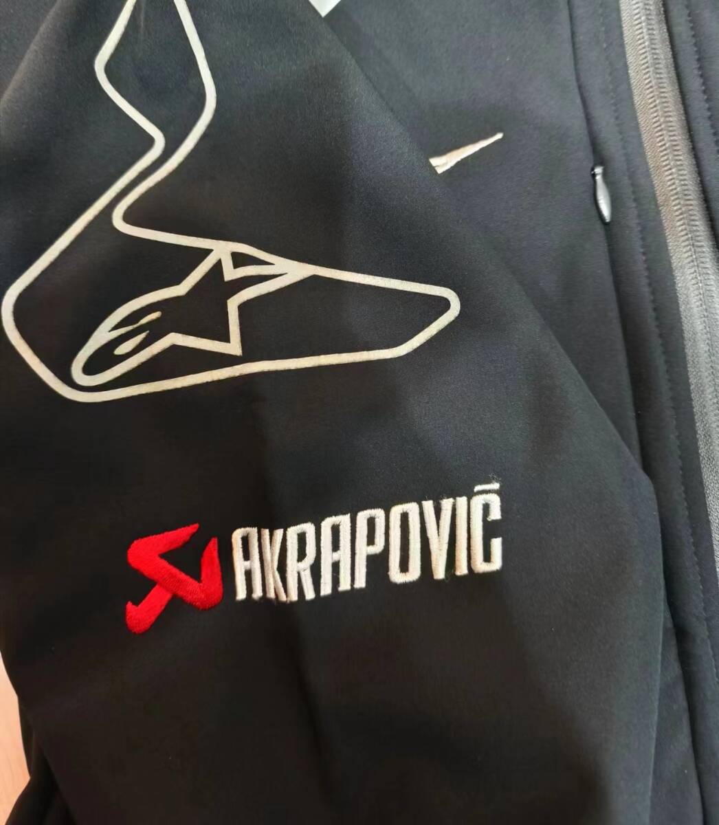 【新品】 AKRAPOVIC alpinestars アルパインスターズ ジャケット アクラポビッチ パーカー Lサイズ の画像10